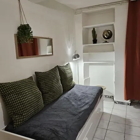 1-centre-ville 25m2 Box A Bagages Gratuits Carcassonne